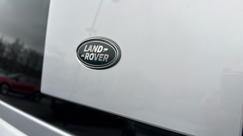 Land Rover Defender 3.0 D250 XS Edition 110 5dr Auto Diesel Estate